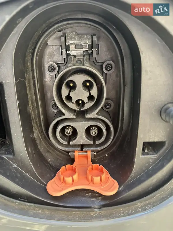 Chevrolet Bolt EV 2020 VIN 1G1FZ6S07L4143906 фото оголошення 4 з 46