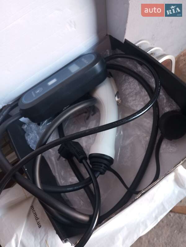 Хэтчбек Chevrolet Bolt EV 2017 в Житомире фото 8 Хэтчбек Chevrolet Bolt EV 2017 в Житомире