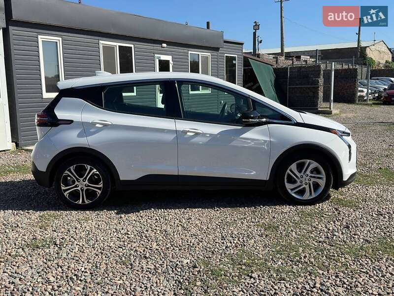 Хэтчбек Chevrolet Bolt EV 2023 в Одессе