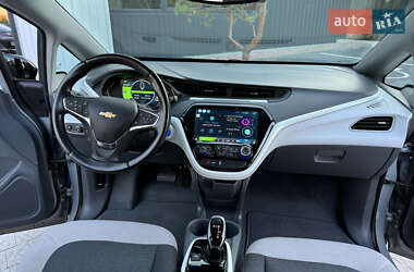 Хэтчбек Chevrolet Bolt EV 2021 в 