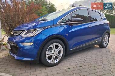 Хетчбек Chevrolet Bolt EV 2017 в 