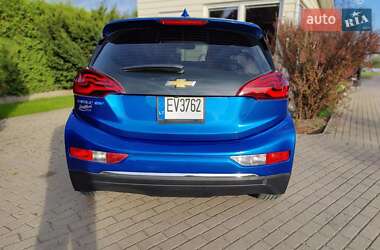 Хетчбек Chevrolet Bolt EV 2017 в 