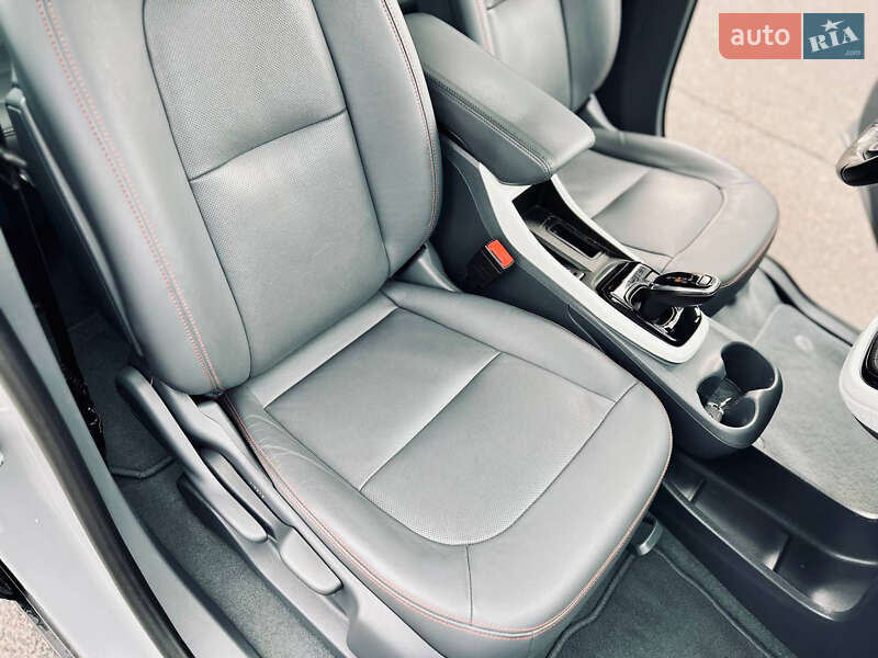 Хэтчбек Chevrolet Bolt EV 2019 в Черкассах фото 24 Хэтчбек Chevrolet Bolt EV 2019 в Черкассах