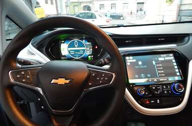 Хэтчбек Chevrolet Bolt EV 2017 в 