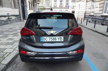 Хэтчбек Chevrolet Bolt EV 2017 в 