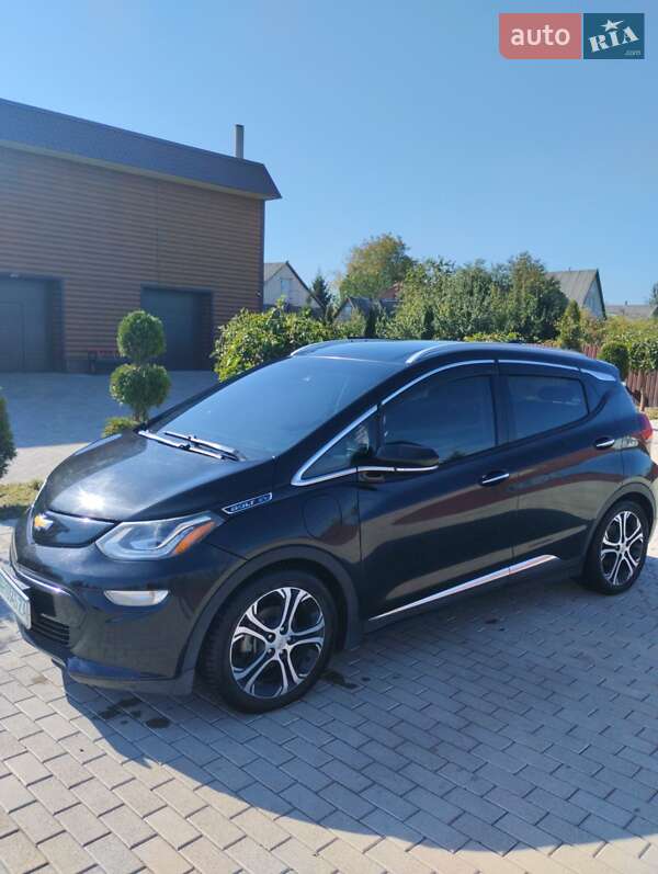 Хетчбек Chevrolet Bolt EV 2018 в Першотравенську
