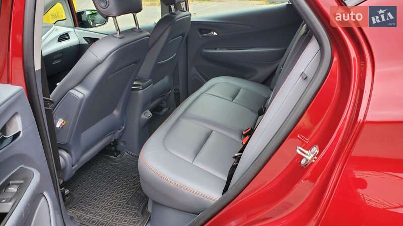 Хэтчбек Chevrolet Bolt EV 2020 в Кропивницком