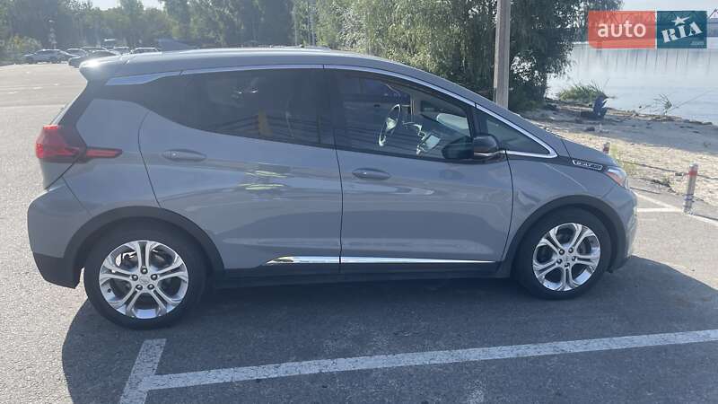 Хетчбек Chevrolet Bolt EV 2019 в Києві фото 2 Хетчбек Chevrolet Bolt EV 2019 в Києві