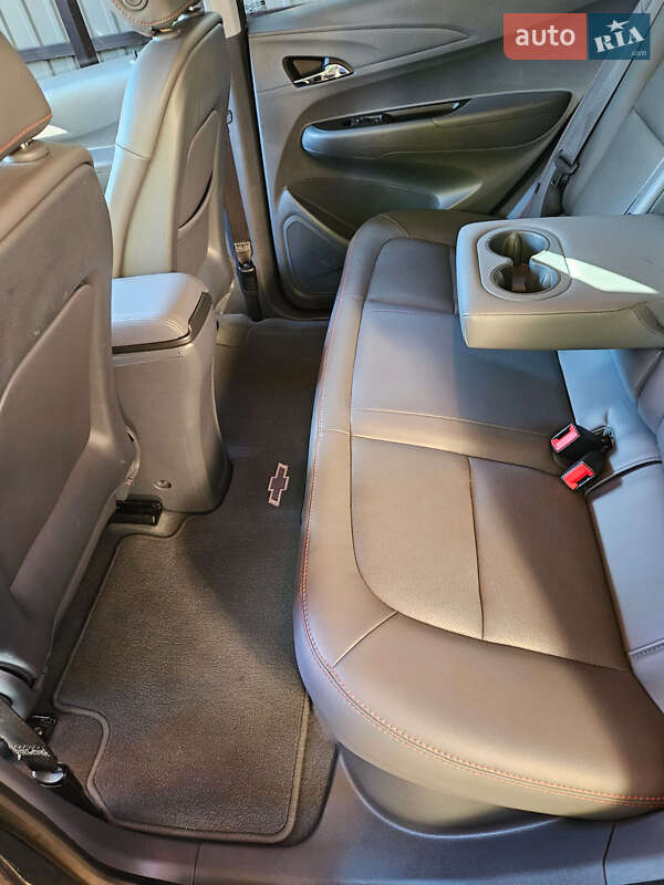 Хэтчбек Chevrolet Bolt EV 2019 в Обухове