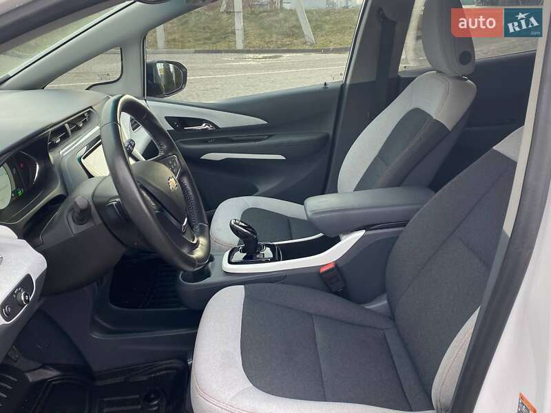 Хетчбек Chevrolet Bolt EV 2018 в Львові