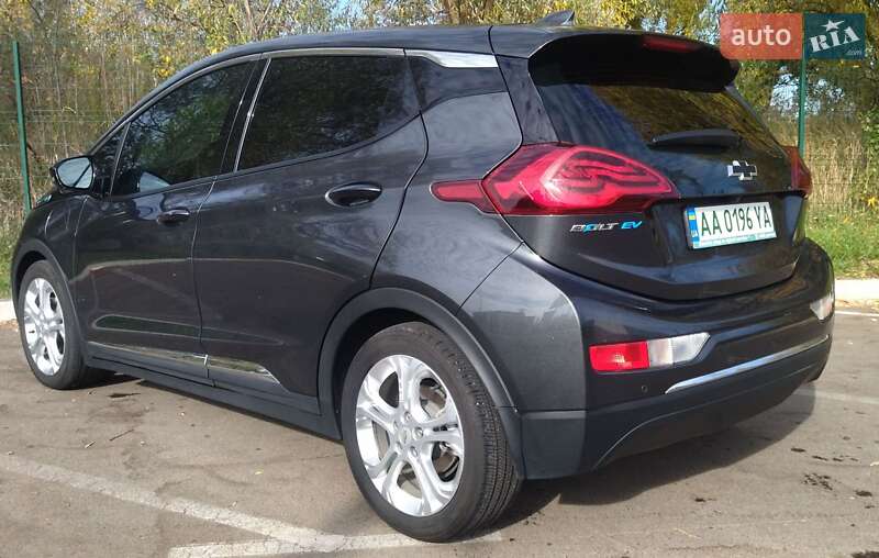 Хэтчбек Chevrolet Bolt EV 2021 в Киеве фото 5 Хэтчбек Chevrolet Bolt EV 2021 в Киеве