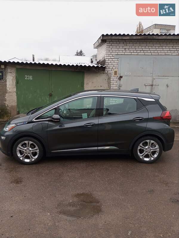 Хэтчбек Chevrolet Bolt EV 2017 в Житомире фото 16 Хэтчбек Chevrolet Bolt EV 2017 в Житомире