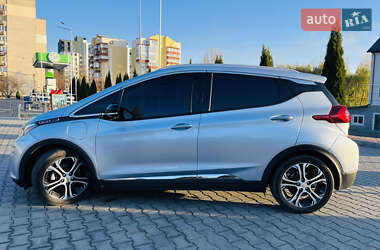 Хэтчбек Chevrolet Bolt EV 2018 в 