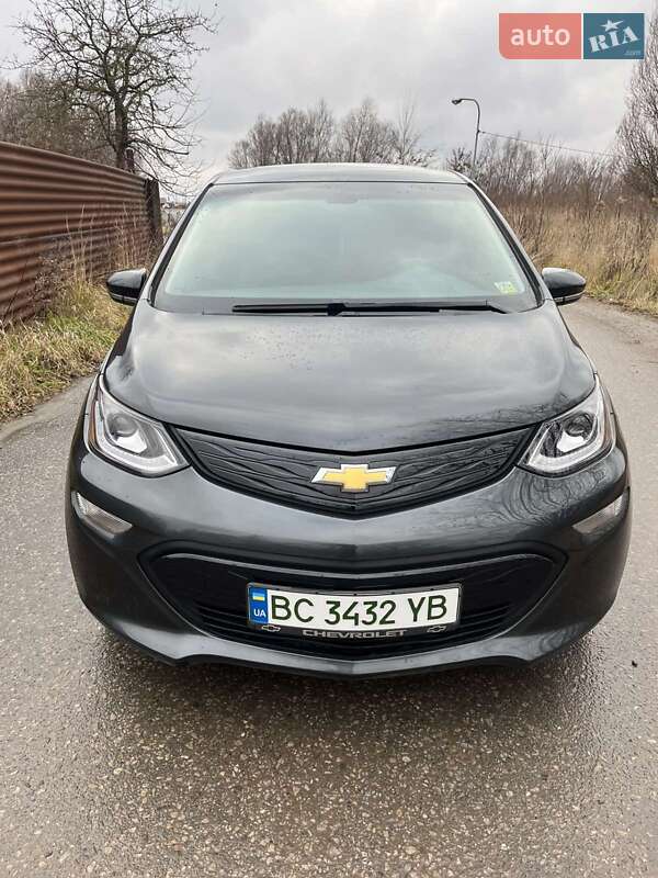 Хэтчбек Chevrolet Bolt EV 2019 в 