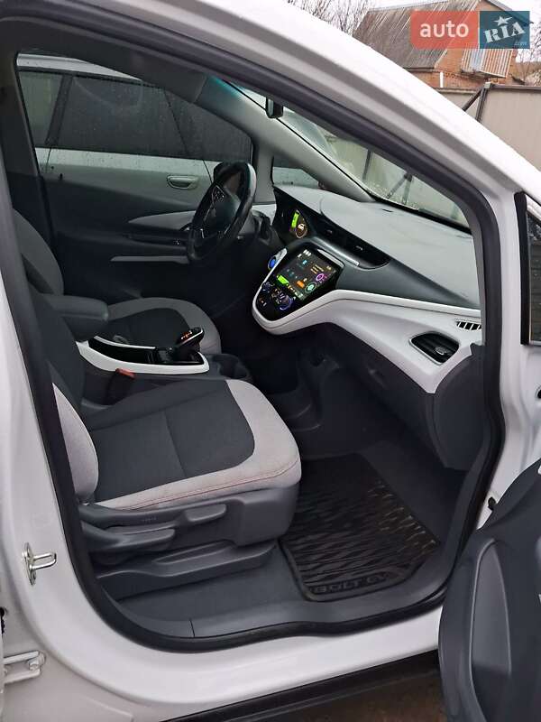 Хэтчбек Chevrolet Bolt EV 2020 в Виннице