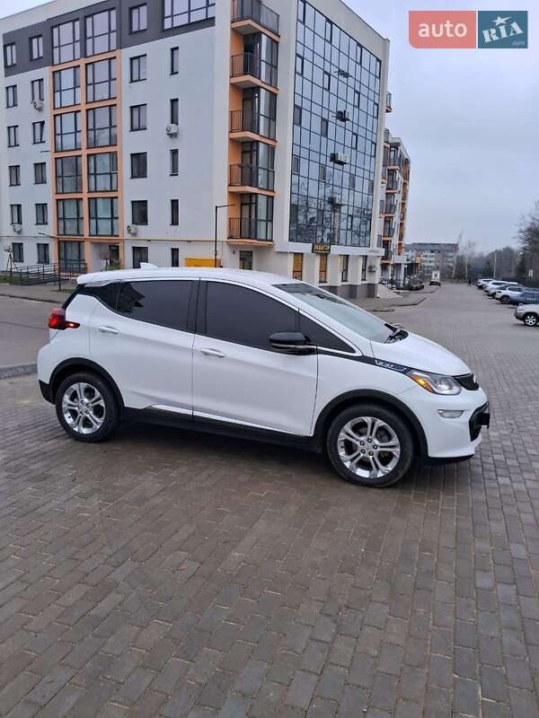 Хэтчбек Chevrolet Bolt EV 2020 в Виннице