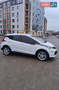 Хэтчбек Chevrolet Bolt EV 2020 в 