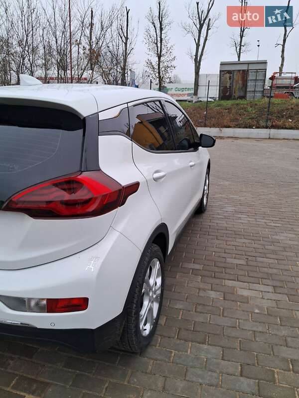 Хэтчбек Chevrolet Bolt EV 2020 в Виннице