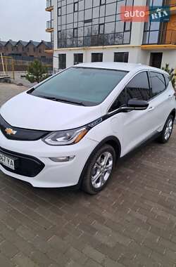 Хэтчбек Chevrolet Bolt EV 2020 в 