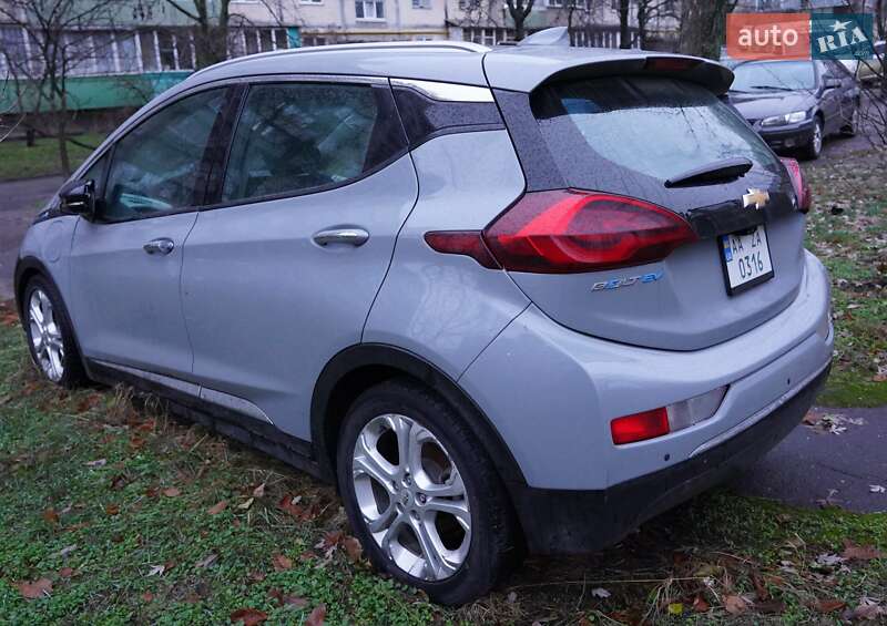 Хэтчбек Chevrolet Bolt EV 2018 в Киеве фото 5 Хэтчбек Chevrolet Bolt EV 2018 в Киеве