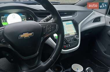 Хэтчбек Chevrolet Bolt EV 2020 в 
