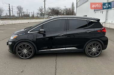 Хэтчбек Chevrolet Bolt EV 2018 в 