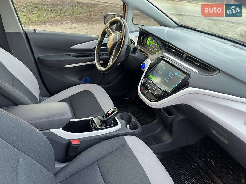 Хетчбек Chevrolet Bolt EV 2018 в Броварах