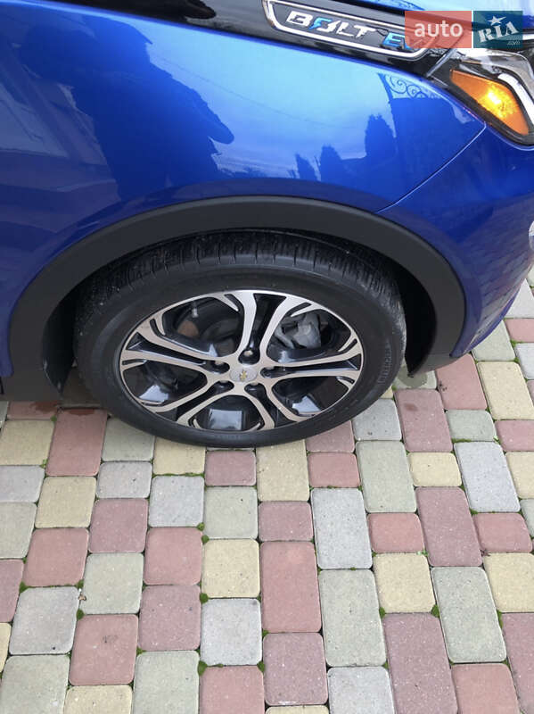 Хетчбек Chevrolet Bolt EV 2017 в Хмельницькому