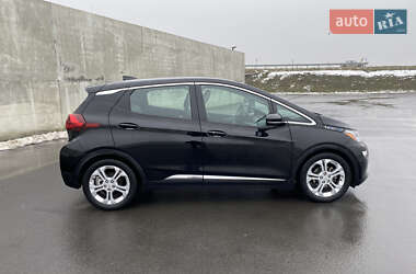 Хэтчбек Chevrolet Bolt EV 2021 в 