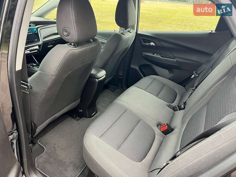Хэтчбек Chevrolet Bolt EV 2023 в Ровно