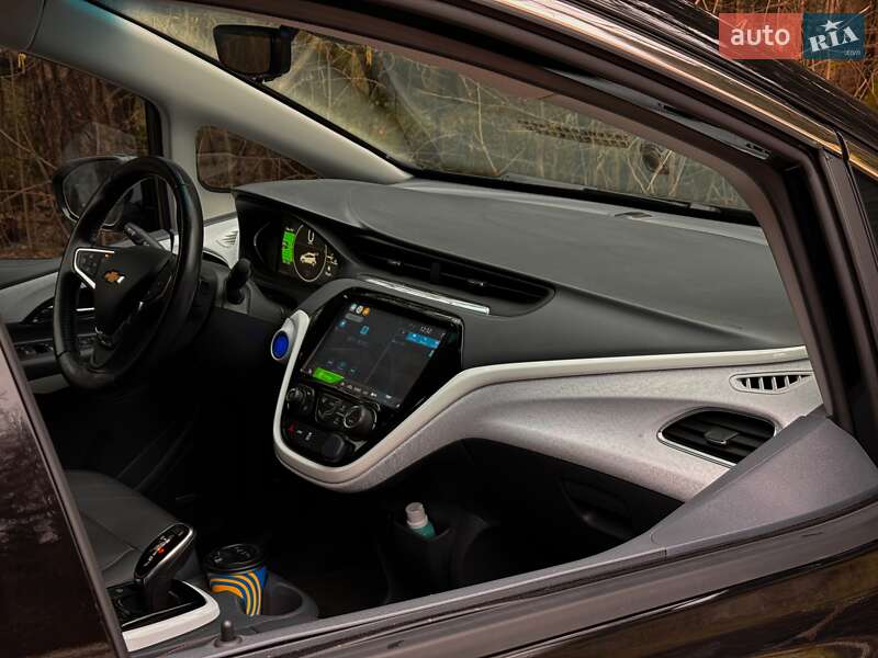 Хэтчбек Chevrolet Bolt EV 2020 в Львове