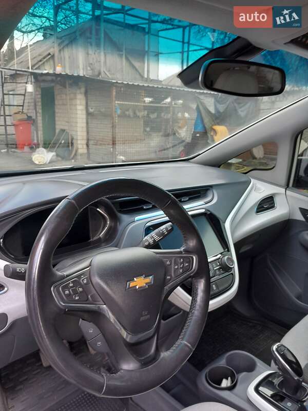 Хэтчбек Chevrolet Bolt EV 2017 в Днепре