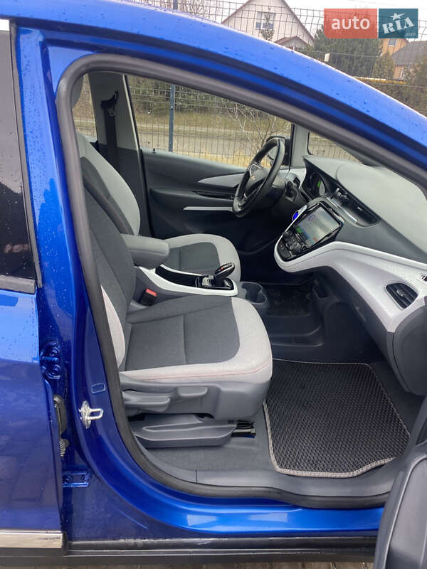 Хетчбек Chevrolet Bolt EV 2020 в Здолбуніві