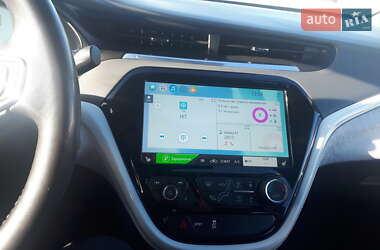 Хэтчбек Chevrolet Bolt EV 2021 в 