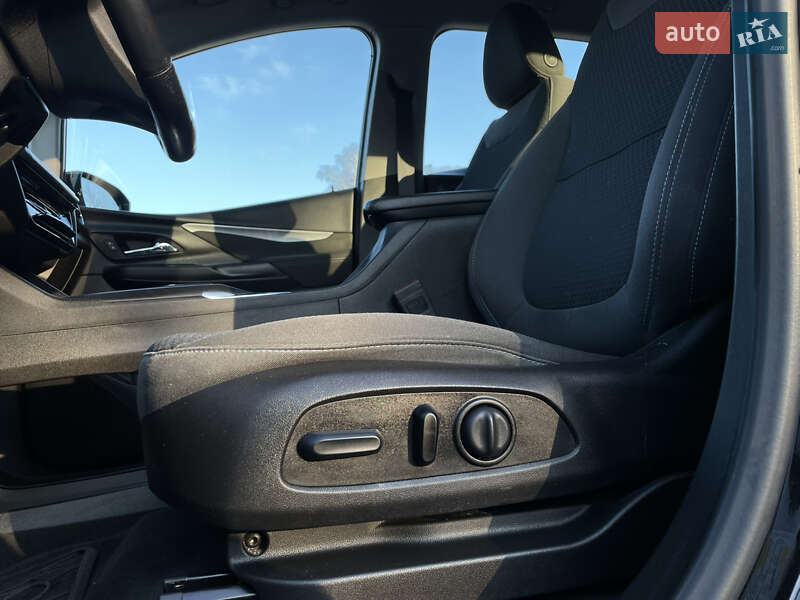 Хетчбек Chevrolet Bolt EV 2023 в Рівному