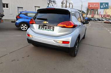 Хэтчбек Chevrolet Bolt EV 2018 в 