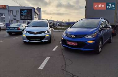 Хэтчбек Chevrolet Bolt EV 2018 в 