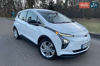 Хэтчбек Chevrolet Bolt EV 2022 в 
