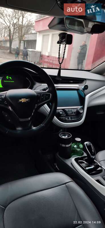 Хэтчбек Chevrolet Bolt EV 2020 в Днепре фото 22 Хэтчбек Chevrolet Bolt EV 2020 в Днепре
