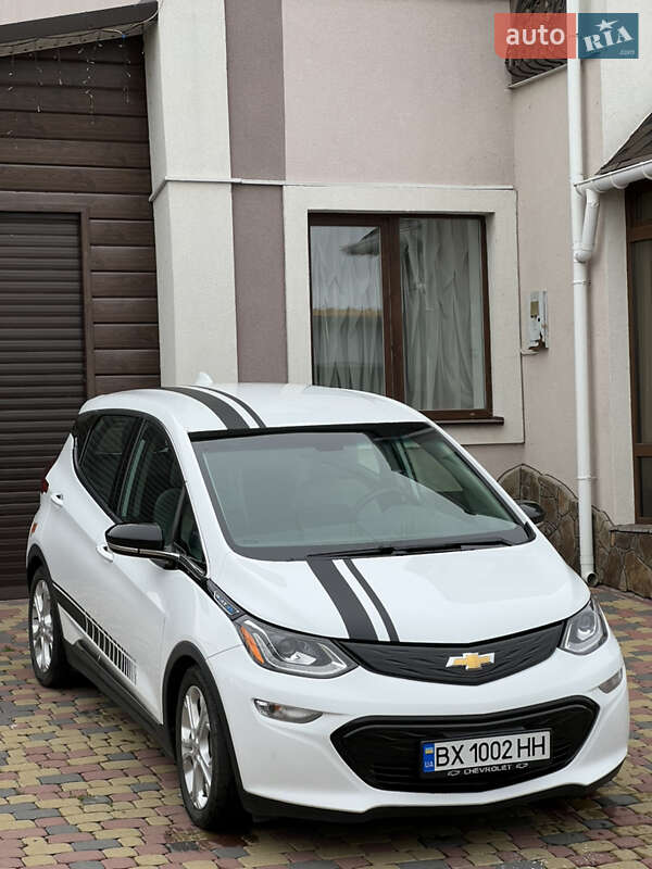 Хэтчбек Chevrolet Bolt EV 2020 в Хмельницком