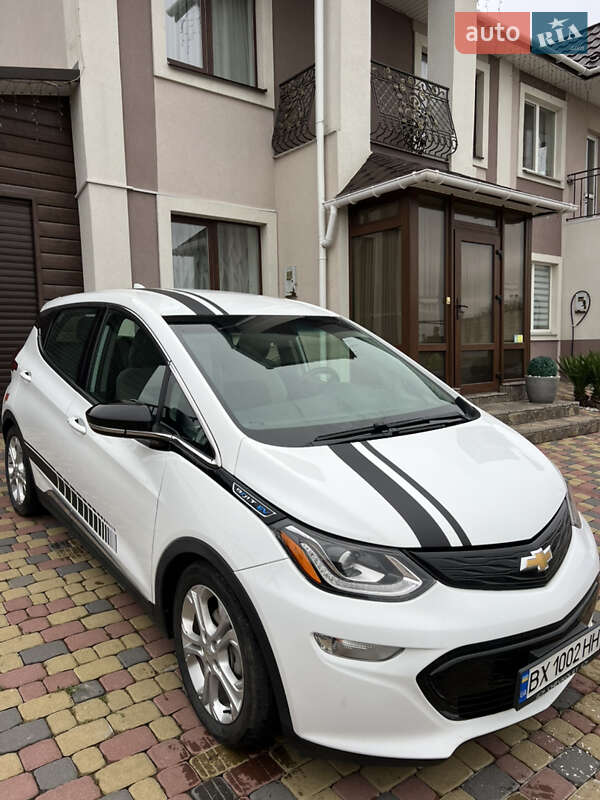 Хэтчбек Chevrolet Bolt EV 2020 в Хмельницком