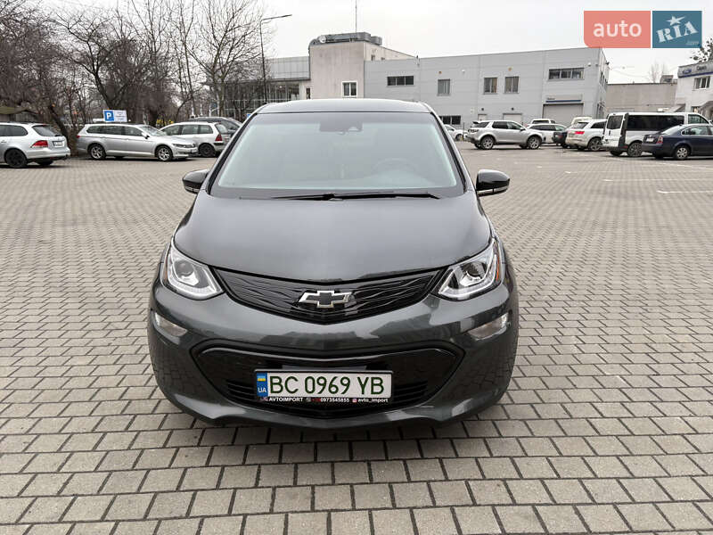 Хэтчбек Chevrolet Bolt EV 2020 в 