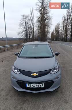 Хэтчбек Chevrolet Bolt EV 2018 в 