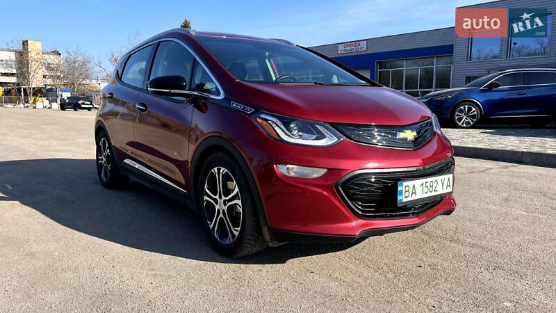 Хэтчбек Chevrolet Bolt EV 2020 в Кропивницком