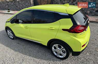 Хэтчбек Chevrolet Bolt EV 2019 в 