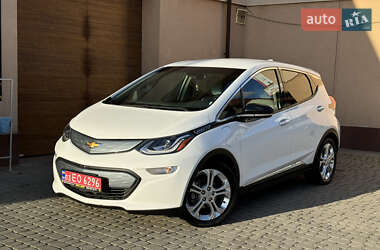 Хэтчбек Chevrolet Bolt EV 2017 в 