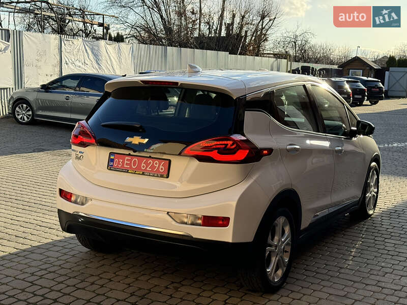Хэтчбек Chevrolet Bolt EV 2017 в Ужгороде