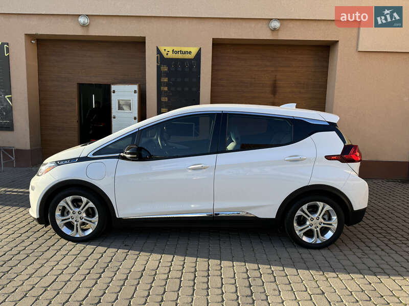 Хэтчбек Chevrolet Bolt EV 2017 в Ужгороде