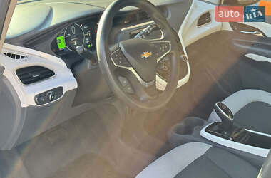 Хэтчбек Chevrolet Bolt EV 2017 в 