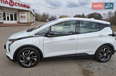 Хэтчбек Chevrolet Bolt EV 2023 в 